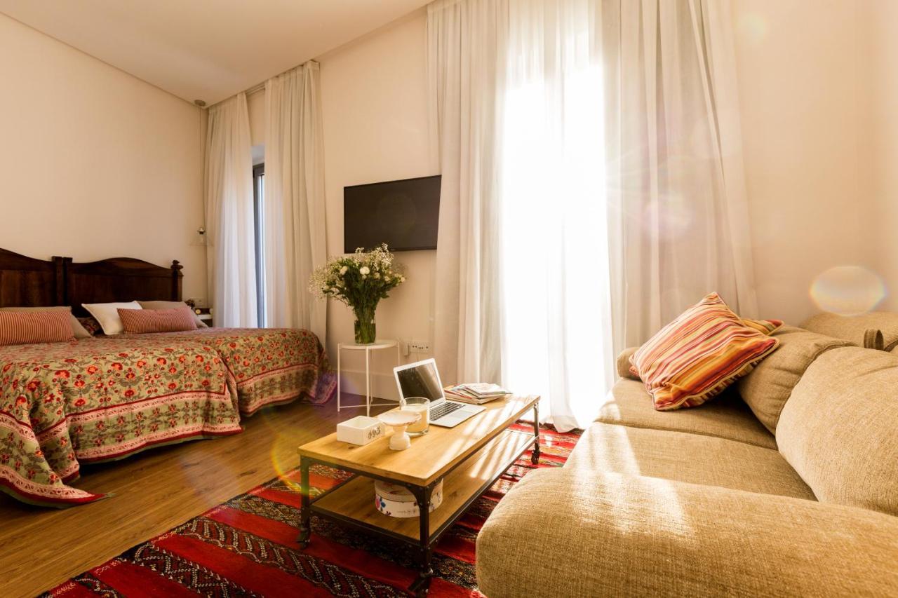 Sevilla Home Center Suites Eksteriør billede