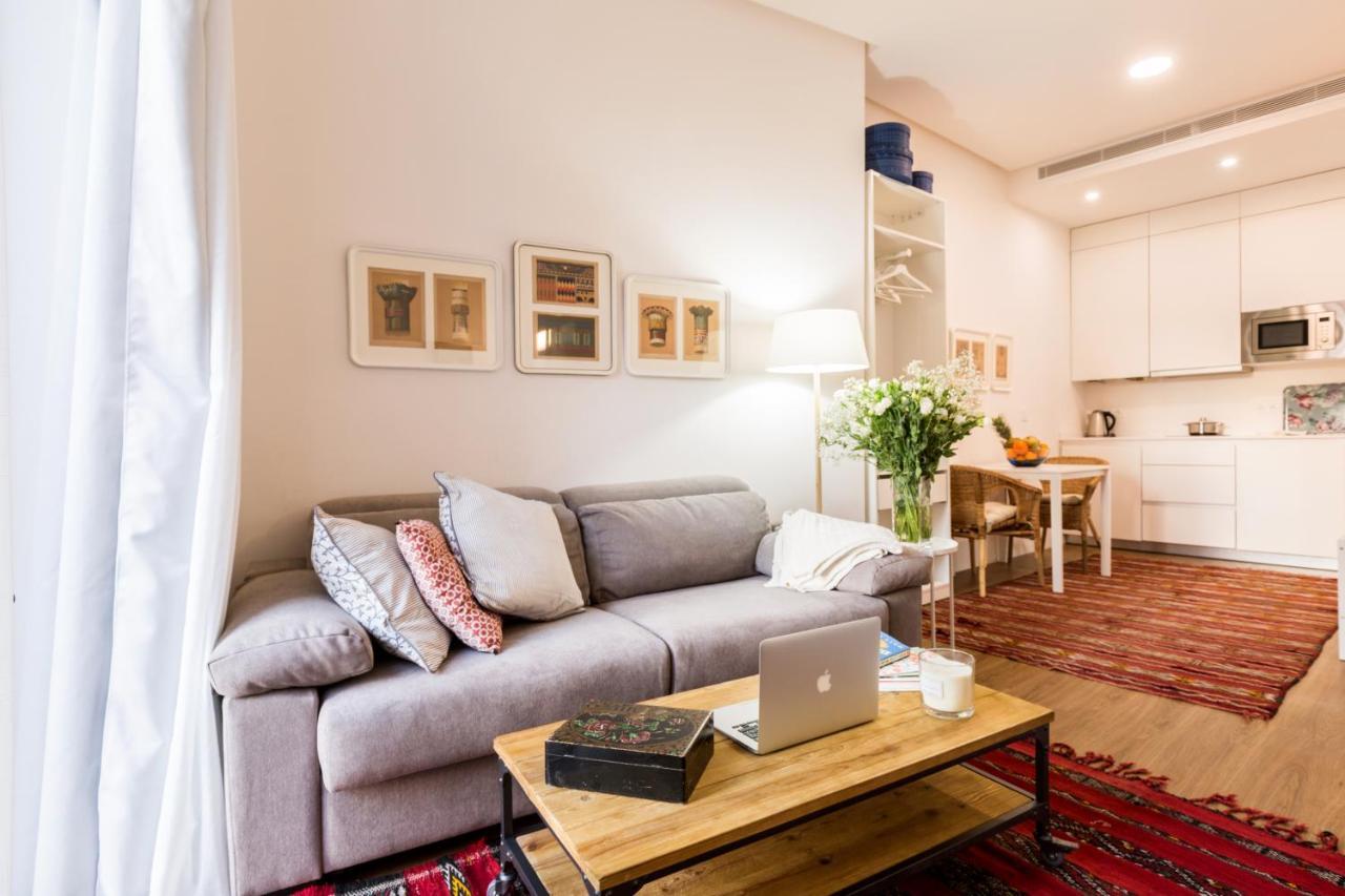 Sevilla Home Center Suites Eksteriør billede