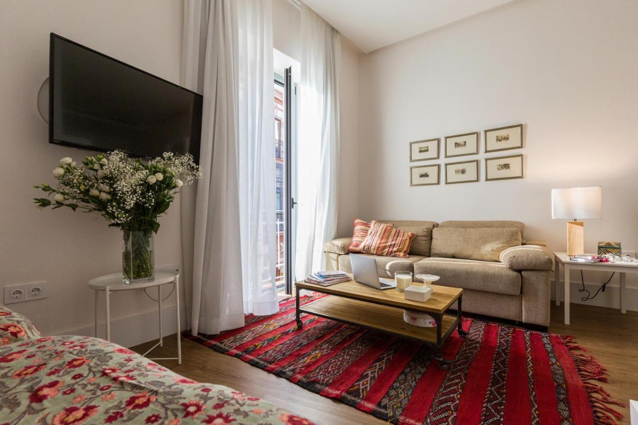 Sevilla Home Center Suites Eksteriør billede